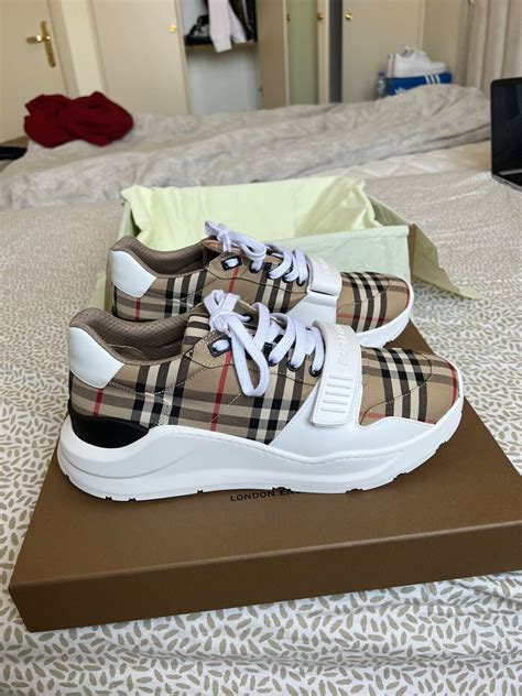 burberry shoes siro